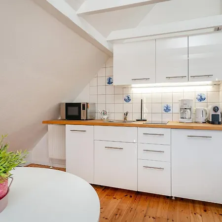 Apartment Luettje Bud, Obergeschoss & Zentrale Lage